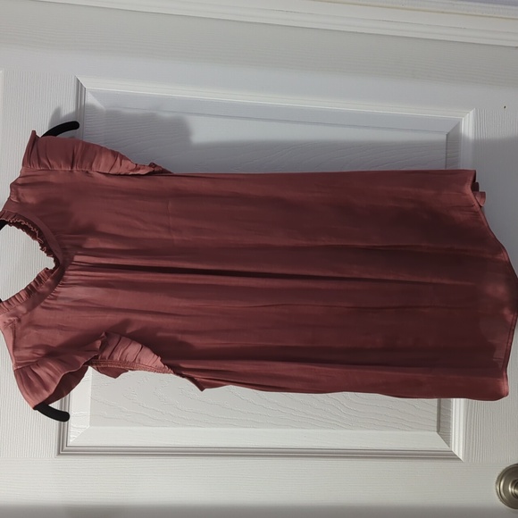 Banana Republic Satin Blouse - Picture 2 of 4